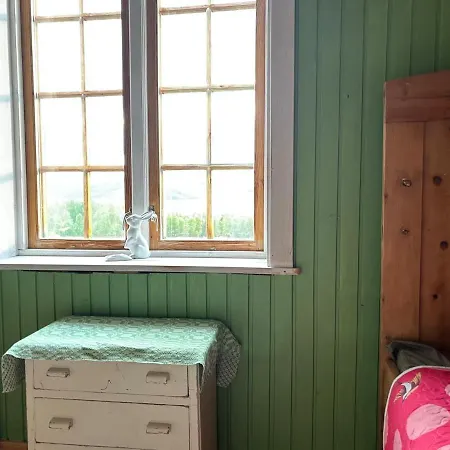 Cozy 1850s Timber And Sauna With Amazing View Narvik