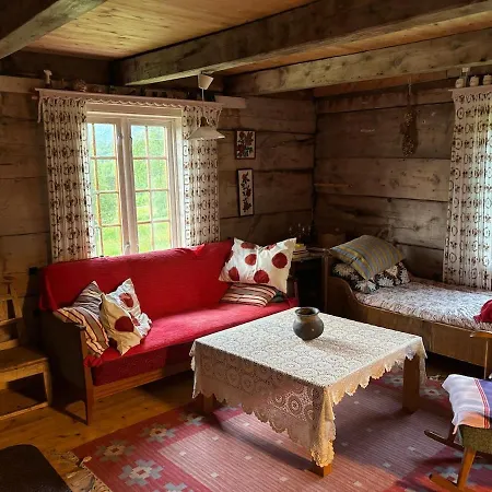 Nyaraló Cozy 1850s Timber And Sauna With Amazing View